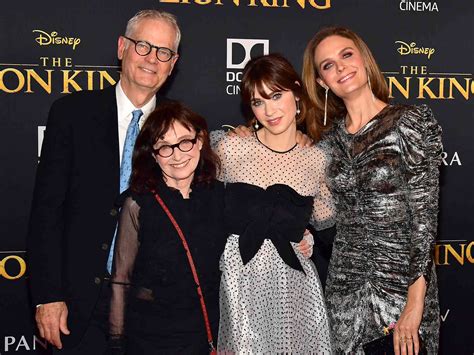 Zooey and Emily Deschanel: All About the Sisters and Their Family