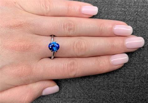 Buy Blue Sapphire natural gemstone - online shop