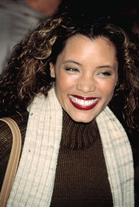 Michael Michele At The Premiere Of Analyze That, 1222002, Nyc, Bj Cj