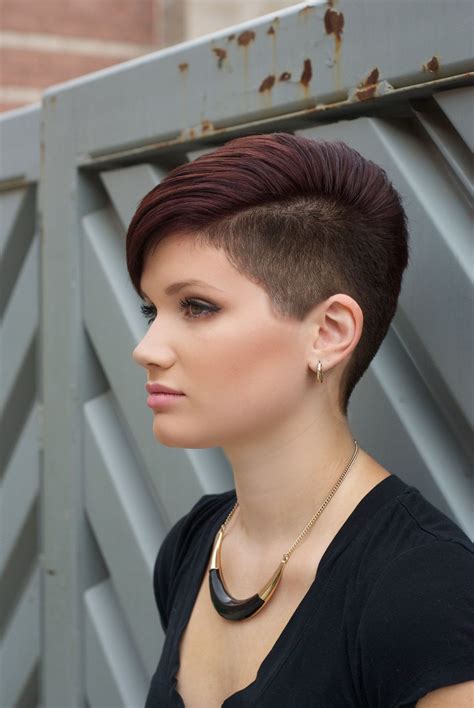Short Hairstyles Shaved Side Images