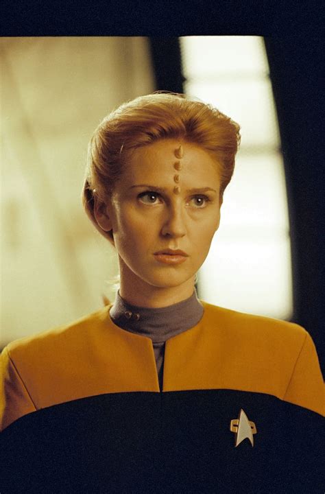 Star Trek Voyager - Shattered - Naomi Wildman in the future | Star trek