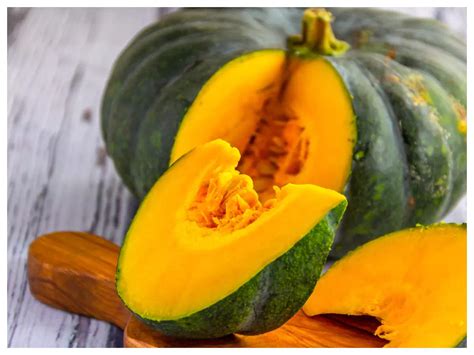 pumpkins   fruits pumpkin varieties stock illustrations