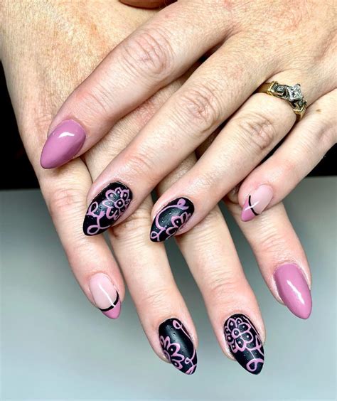pink black  pink nails