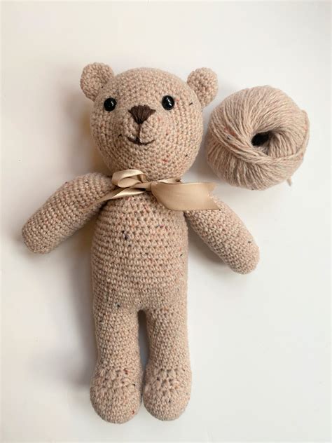 Bailey Bear. Cuddly toy crochet kit. Emma Varnam – Emma Varnam's blog