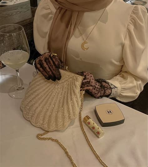 Instagram @axanna.maria | Хиджабная мода, Вдохновляющий стиль, Абая стиль