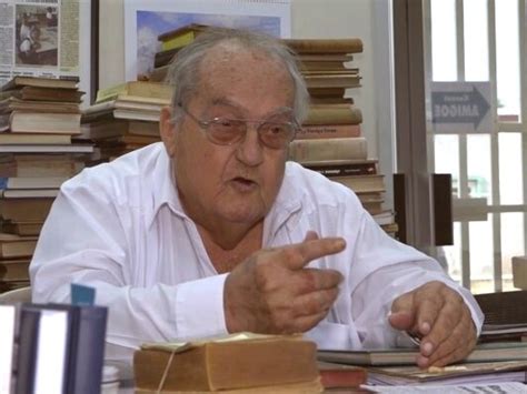 Oud-minister Ernest ‘Jackie’ Voges overleden - Dolfijn