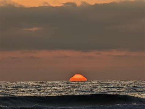 [OC] Sun melting. Blacks (nude) Beach, Torrey Pines, CA : r/pics