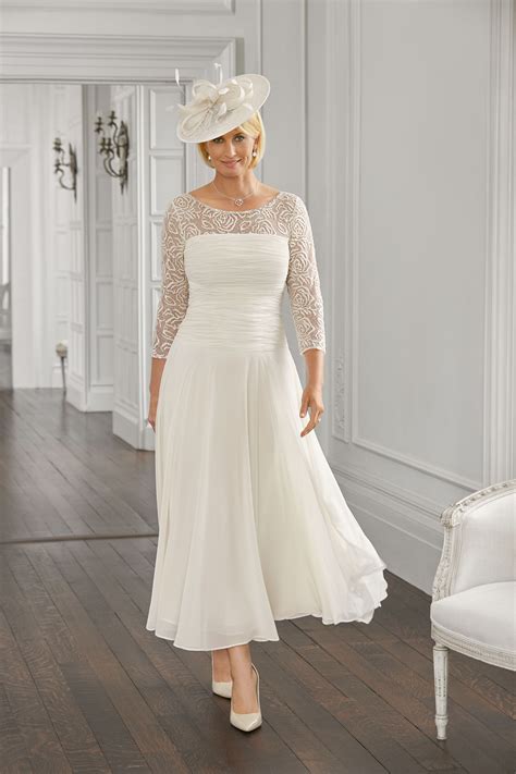 Casual Wedding Dresses For Brides Over 60 at Faith Fussell blog
