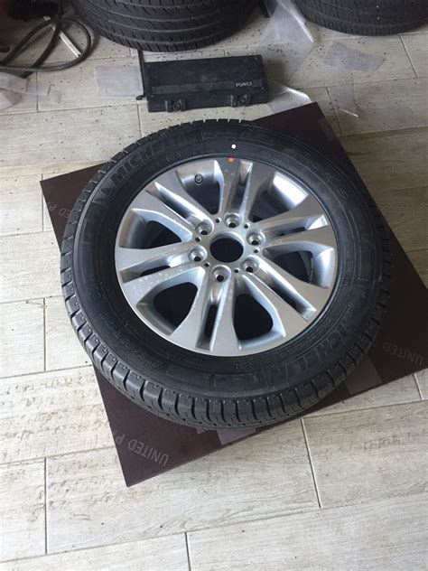 Добрый утёнок на капот! 😄 — Jeep Grand Cherokee (ZJ), 5,2 л, 1993 года