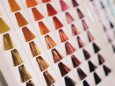 Reversing The Color: A Step-By-Step Guide To Growing Out Dyed Hair