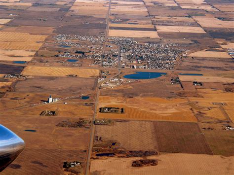 Morinville, Alberta, Canada [2272 x 1704] : r/AerialPorn