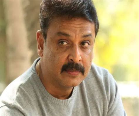மாம்பழம் வாங்கலையோ மாம்பழம்.. லாக்டவுனில் பழம் விற்று சம்பாதித்த பிரபல ...