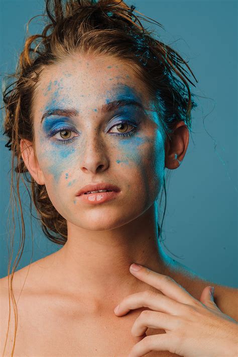 Creative Studio Portraits - Thomas Williamson Photography