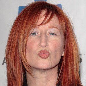vicki lewis net worth  age height bio birthday wiki