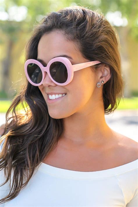 Pink Round Sunglasses | Sunglasses – Saved by the Dress