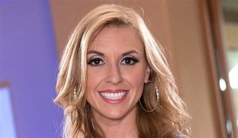 Kate linn biography wiki age height career photos more – Artofit