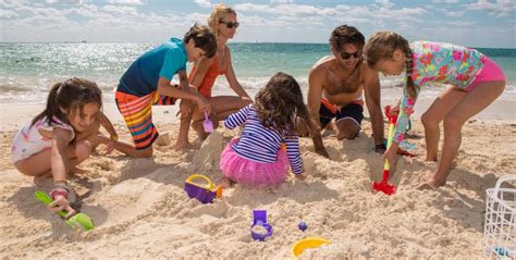 kids beach family