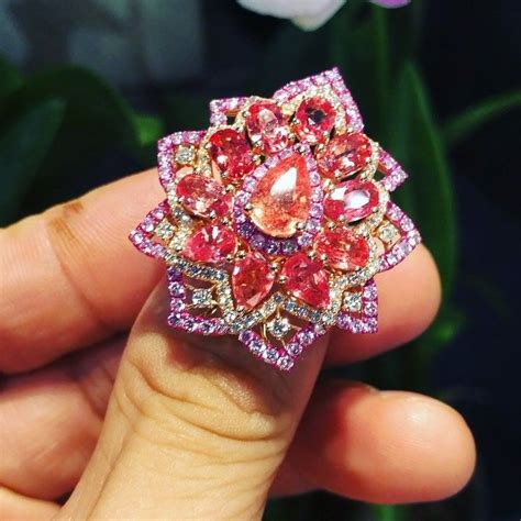 pin  bijuterii