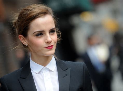 OneDirtyMother, again — Emma Watson Rocking that Natalie Dormer smirk.