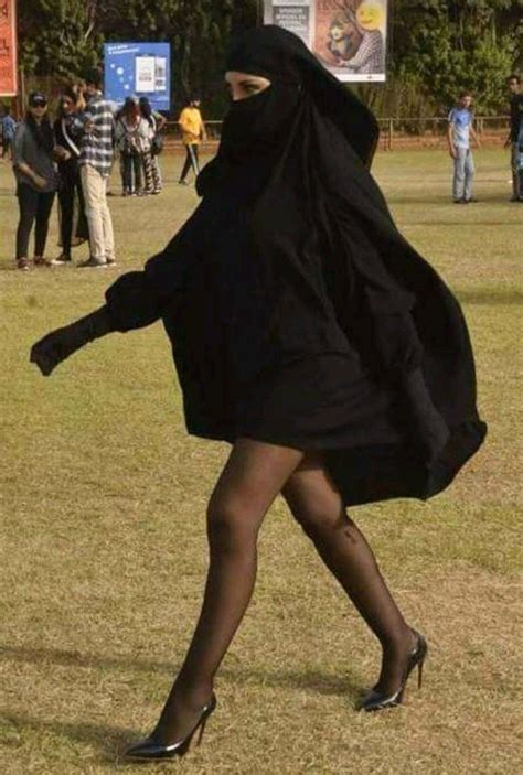 by PadPins on Nylons | Pinup poses, Women with beautiful legs ...