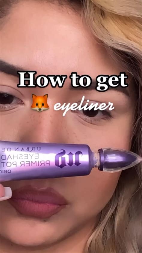 How to get the fox eyeliner #eyelinertutorial #foxeyemakeup: An ...
