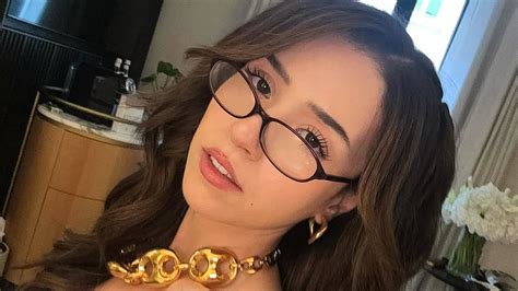 Pokimane Photo Leak: A Detailed Timeline of Events and Key Players - wdi29xl