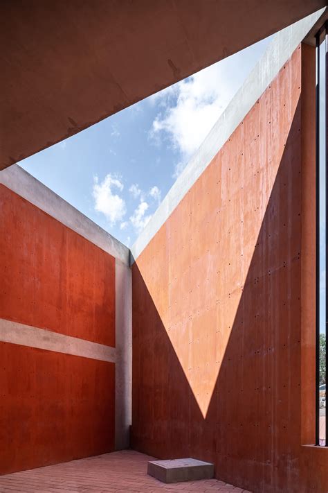 Taller de Arquitectura Miguel Montor, Onnis LuqueTruper’s