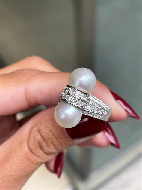 Vintage Pearl and Diamond 18ct White Gold Dress Ring For Sale at 1stDibs