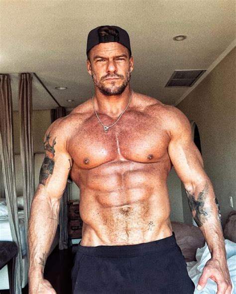 Standing Tall At 62rising On Strength Skin And Substance Alan Ritchson At 205 Lbs