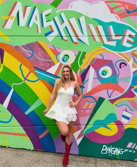 Allyssa Hennessey (@allyssa.hennessey) • Instagram photos and videos