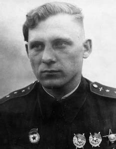 Герой Советского Союза Савушкин Александр Петрович :: Герои страны