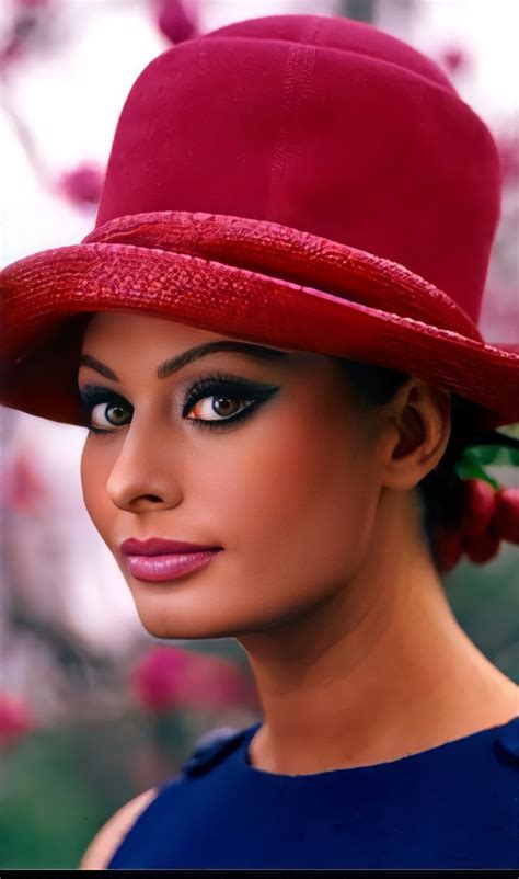 Pin by Mary Farrah Leni Fawcett HD on Sophia Loren -Italy | Sophia