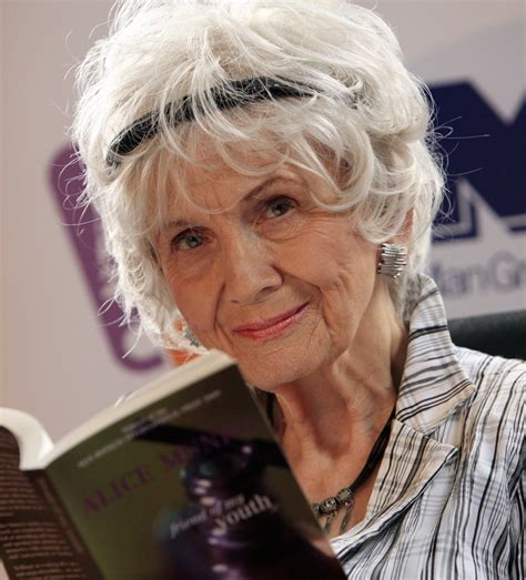 alice munro nobel prize winning short story author dies   npr