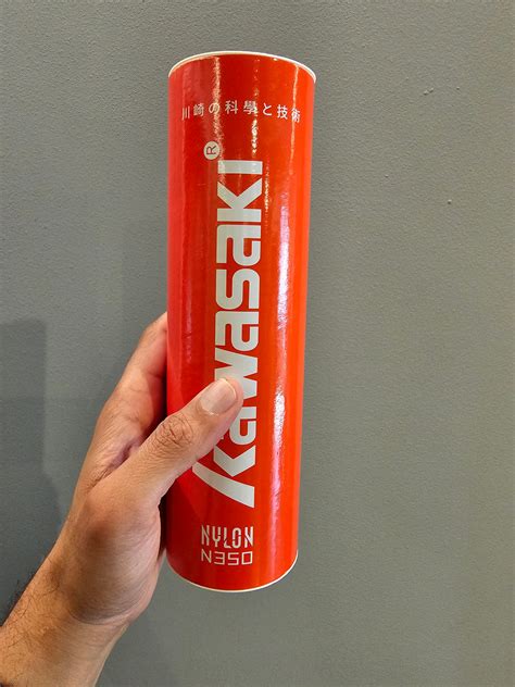 Kawasaki Nylon N350 yellow shuttlecock 6 shuttles | badminton racket review