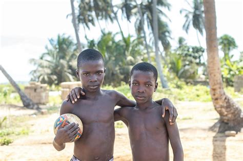 Island Boys Smoking Photos, Download The BEST Free Island Boys Smoking