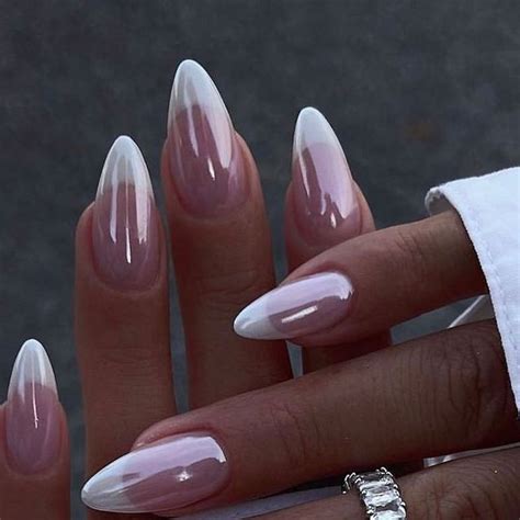 𝚗𝚊𝚒𝚕𝚜 𝚙𝚑𝚘𝚝𝚘𝚜 & 𝚟𝚒𝚍𝚎𝚘𝚜 💅 on Instagram: "Gorgeous nails 🤍 via @jet_set ...