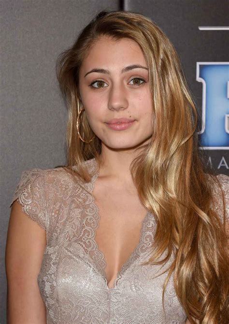 Lia Marie Johnson – celebsla.com