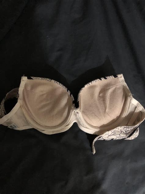 cum on my sexy cousin bra : r/CumOnBras