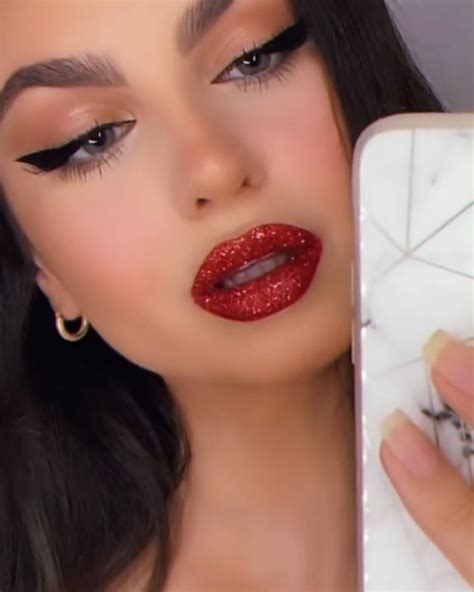 Get sparkly glamorous lips with the 13 best glitter lipsticks of 2023 ...