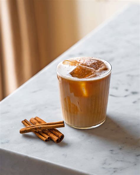 45+ Best Rum Cocktails - Ten To One Rum