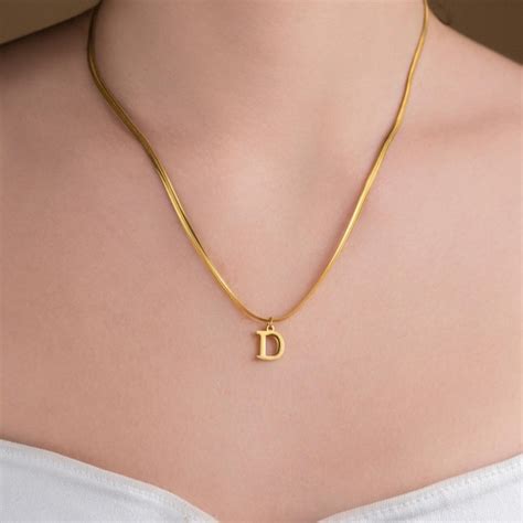 premium photo stylish elegant necklace   neck   girl