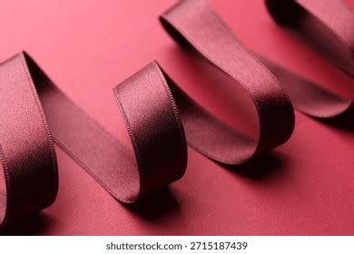 maroon objects royalty  images stock  pictures