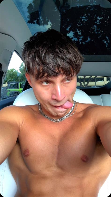 Tayo Ricci | Is this really what women want? 😂😂🤦‍♂️ #comedy #funny