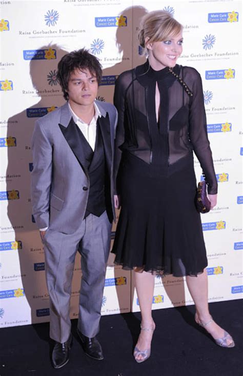 Sophie Dahl - Biography, Height & Life Story | Super Stars Bio