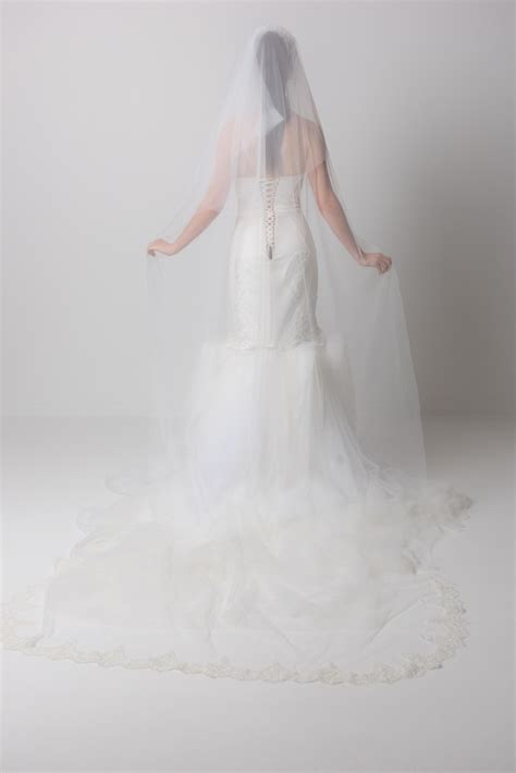 Eva Veil – Roya Javaheri