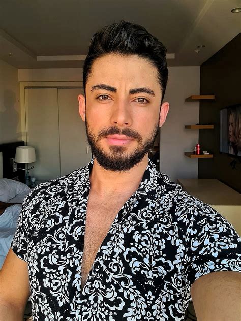 Arda, Turkish masseur in İstanbul
