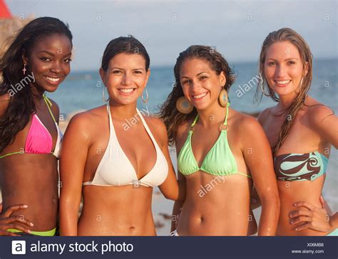 Black Bikinis High Resolution Stock Photography and Images - Alamy 