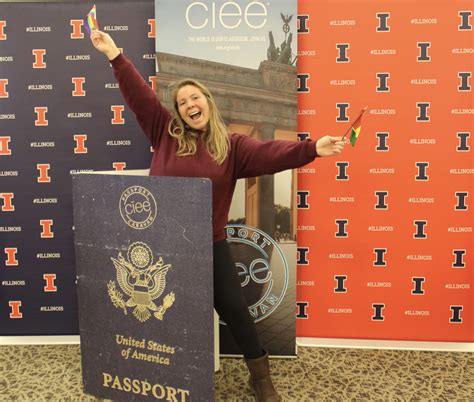 Illinois International News