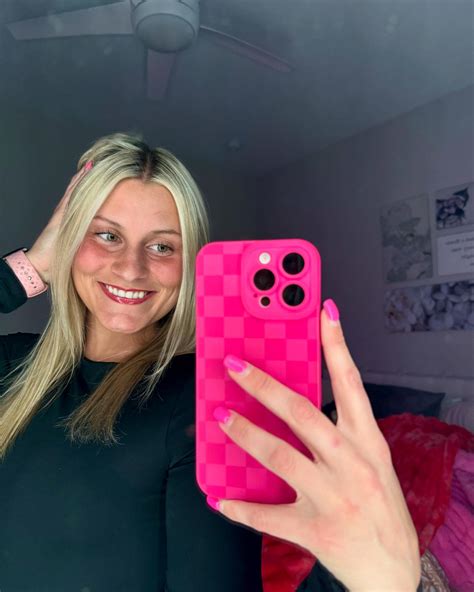 Abby Bumcrot (@its_abbbyy3) • Instagram photos and videos