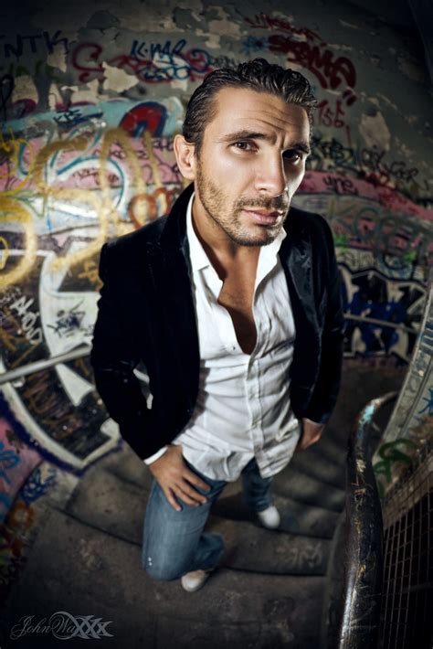 manuel ferrara #1529401 - uludağ sözlük galeri